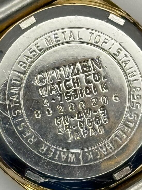 Vintage Citizen 1980\'s Ladies Watch Rare Quartz Crystron  22mm Gold tone Working main image 9